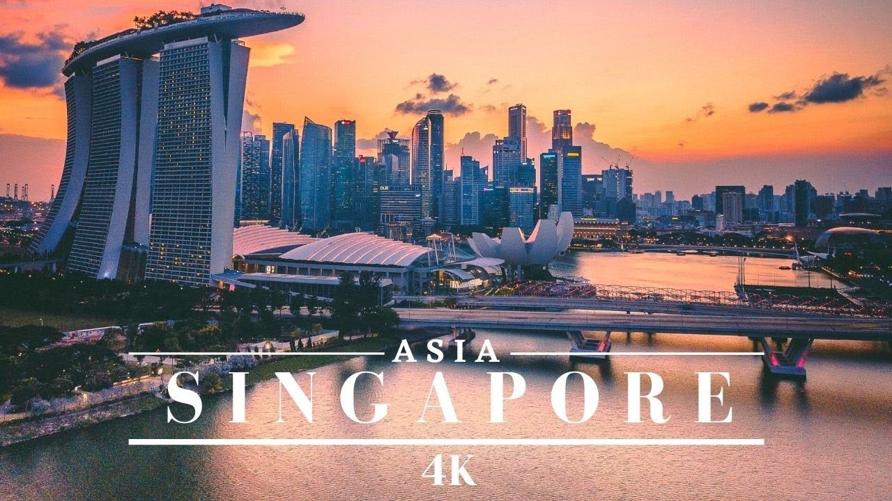 Singapore Drone 4K ???????? Walking In Singapore/ Cinematic Drone Footage